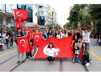 Eskişehir’de Teröre Yürüyüşlü Tepki