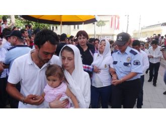Şehit Eşinin Ağlatan Konuşması: Ağlayıp Onları Sevindirmeyeceğim Tuğrul’um