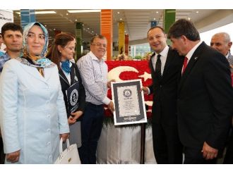 Ankamall’in Ev Sahipliği Yaptığı Guınness Rekoru Şehitlere Adandı