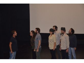 Erkan Yücel Adını Taşıyan Sahnede Anıldı