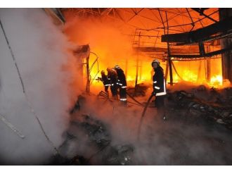 Ankara İtfaiyesi Son Bir Ayda Bin 502 Yangına Müdahale Etti