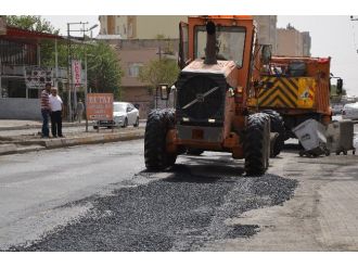 Silvan’da Yol Yama Çalışması
