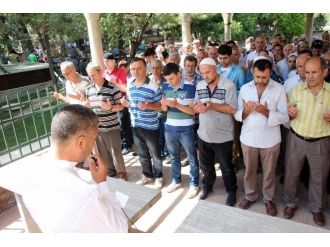Tekirdağ’da Şehitler İçin Gıyabi Cenaze Namazı Kılındı