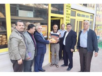 Askıda Ekmek Projesi Devam Ediyor