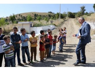 Üç Mahalleden Hizmet Teşekkürü