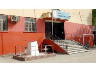 Batman’da Atatürk Büstüne Bombalı Saldırı