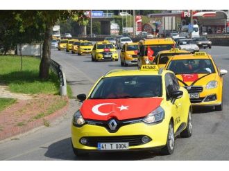 Taksiciler Terörü Lanetledi
