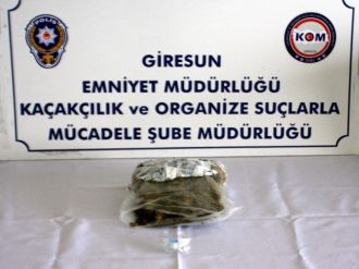 Uyuşturucu Kuryesi Polisten Kaçamadı