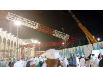 Kabe’de Vinç Devrildi 87 Ölü 184 Yaralı