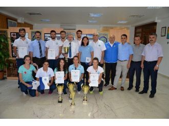 Rektör Ulcay, Şampiyonları Ağırladı