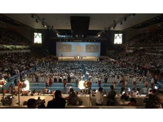 Kongreden İlginç Notlar... 81 İlden Yöresel Kıyafetli...