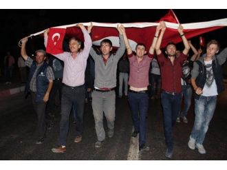 İhsaniye Teröre Karşı Tek Yürek Oldu