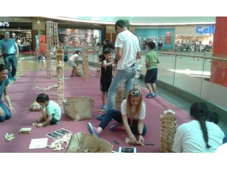 Avm’de Ahşap Maket Keyfi