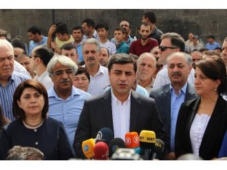 Hdp Eş Genel Başkanı Demirtaş: “Sorunları Diyalogla Çözmeye Hazırız”