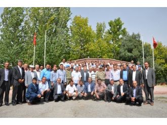 Muş Valisi Yavuz, Köy Korucularıyla Bir Araya Geldi