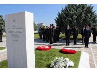 Cemal Gürsel Kabri Başında Anıldı