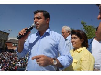 Hdp Asla Şiddetten...