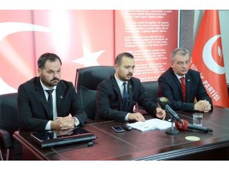 Kur’an Ve Bayraklı Devir Teslim