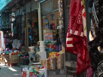 Esnaf Bayram Arifesini Bekliyor