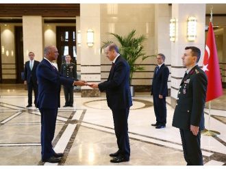 Cumhurbaşkanı Erdoğan, Singapur Ve Somali Büyükelçilerini Kabul Etti