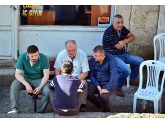 Şehit Polisin Baba Ocağına Ateş Düştü