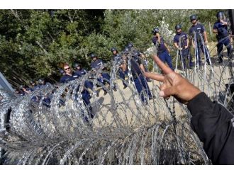 Macaristan Mültecilerin Umutlarına Nokta Koydu