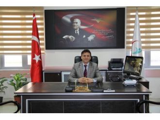 Ölmeyen Çocuk İçin Ailesine Öldü Diye Açıklama Yapan Kadın Doktor Görevden Uzaklaştırıldı