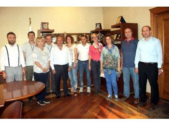 Orman Alanındaki Avrupalı Uzmanlardan Taşköprü Çıkartması