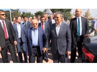 Abdullah Gül’le motosikletli gencin yol verme diyaloğu