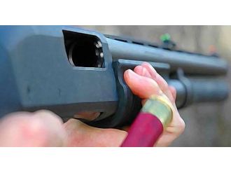 Domuzu vurmak isterken kızını öldürdü