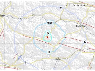 Simav’da korkutan deprem !
