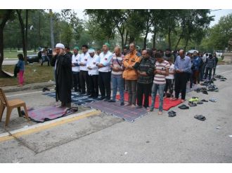 Mülteciler bayrama buruk girdi