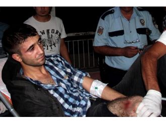 Polise ateş eden 2 gösterici vuruldu