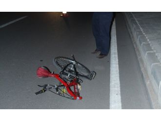 Otomobilin çarptığı 13 yaşındaki çocuk hayatını kaybetti