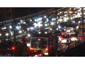 Trafik durma noktasına geldi