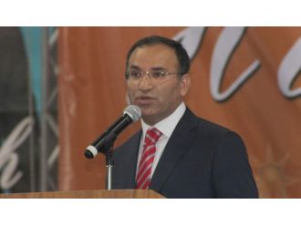 "Yönetebilecekleri hükümetler istiyorlar"