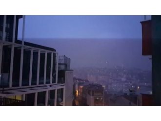 Mega kent yağış altında