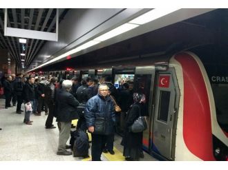 Marmaray seferlerine ’kesinti’ engeli