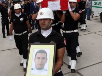 Şehit polislere veda