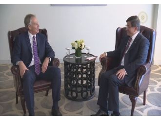 Eski İngiltere başbakanını kabul etti