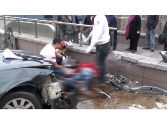 İstanbul’da feci kaza: 1 ölü, 3 yaralı