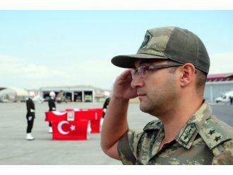 Şehitler memleketlerine uğurlandı