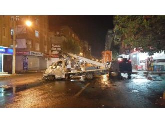 Polise uzun namlulu silahlarla saldırı