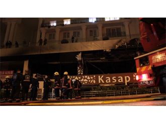 Beylikdüzü’nde iki katlı restoran kundaklandı