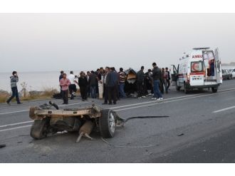 Tarım işçilerini taşıyan minibüs kaza yaptı: 16 yaralı