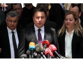 Babacan AK Parti’nin vaatleri için garanti verdi