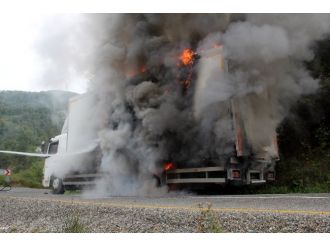 Seyir halinde alev topu oldu !