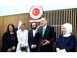 Nikah şahidi oldu