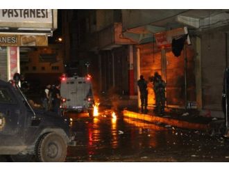 Siirt’te izinsiz gösteriye müdahele