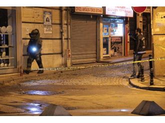 Motosiklet farı el bombası sanılınca...